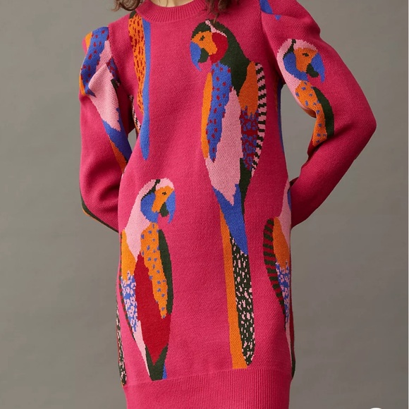Farm Rio Bellina Tunic Sweater Dress
Farm Rio Vibrant Pink Parrot Print Dress - Picture 4 of 4